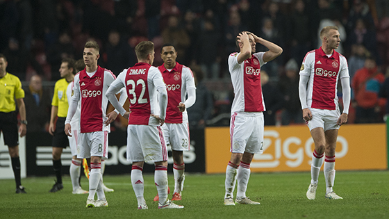 给了曼联推 给了曼联推