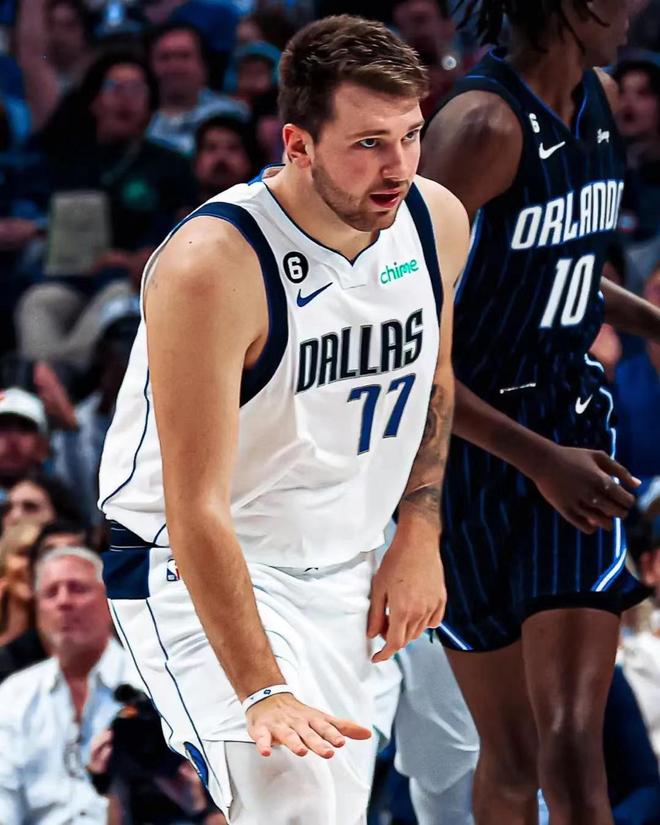 回给德国队 回给德国队